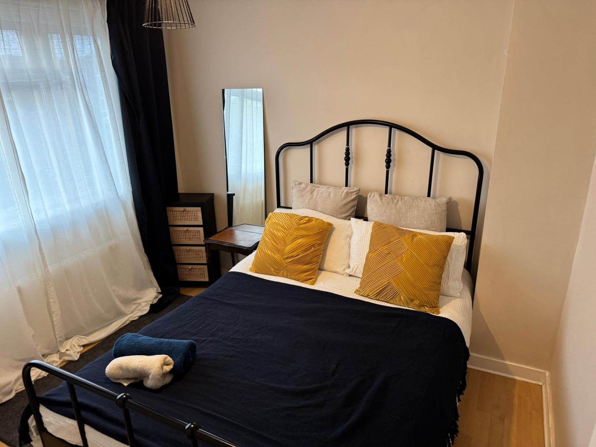 Sunflower Villa بريستول المظهر الخارجي الصورة
