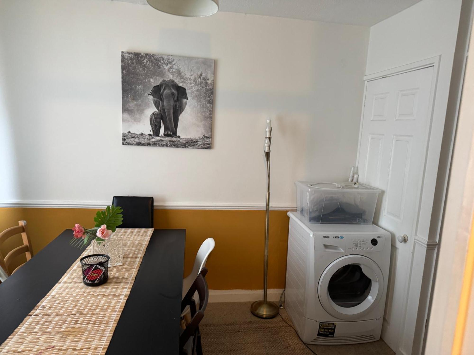 Sunflower Villa بريستول المظهر الخارجي الصورة